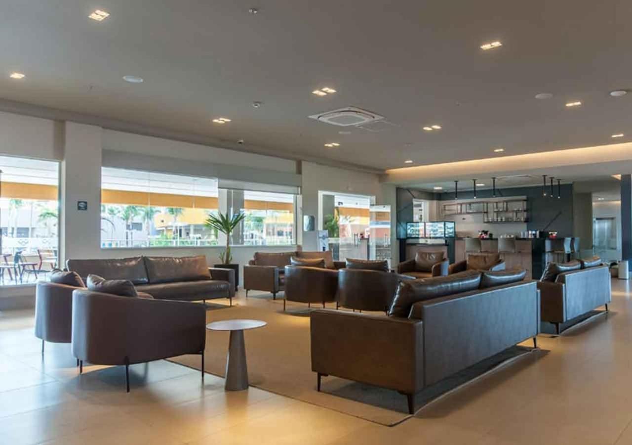 Enjoy Solar Das Aguas Park Resort Olimpia Luaran gambar The lounge at the airport