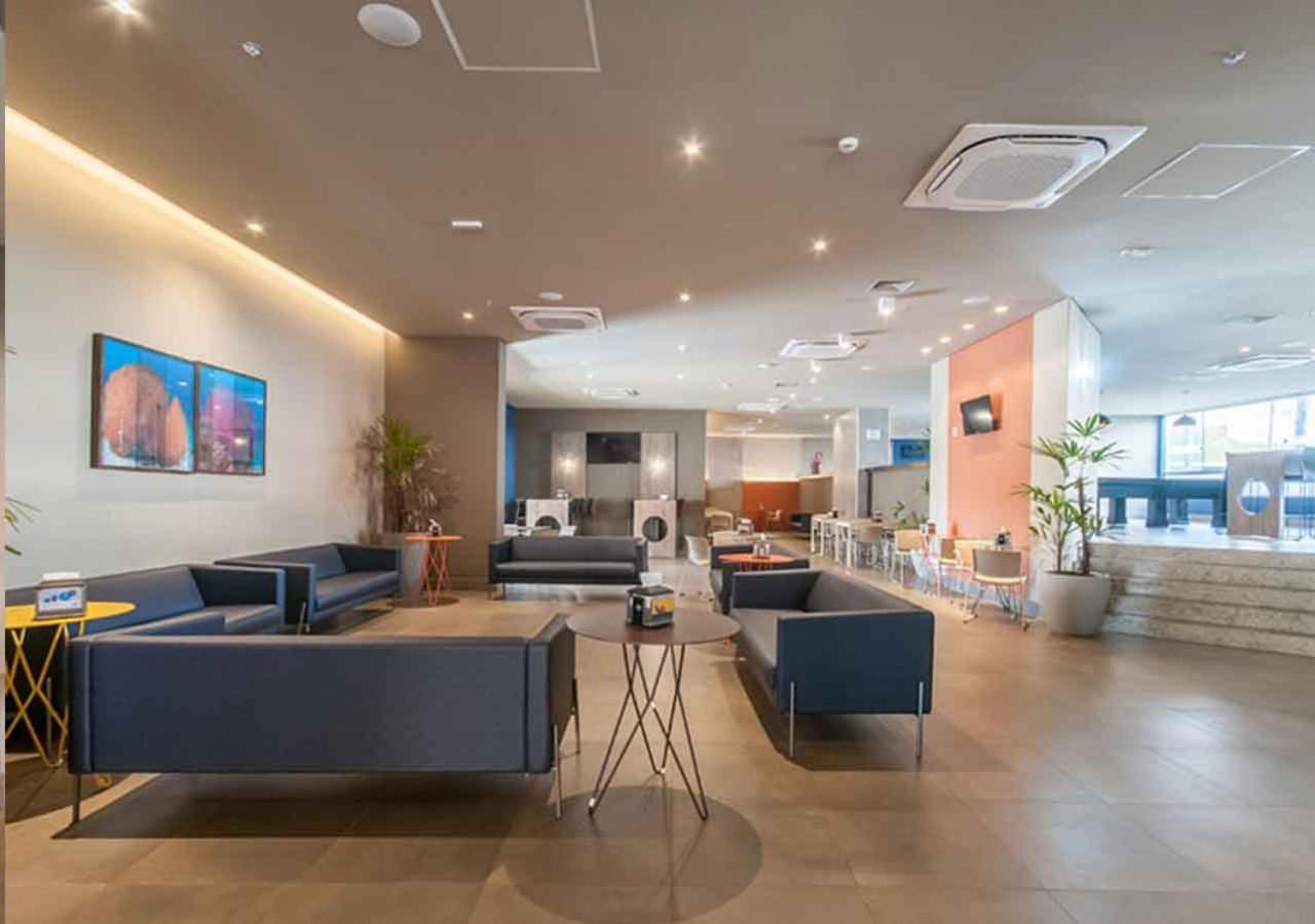 Enjoy Solar Das Aguas Park Resort Olimpia Luaran gambar The lounge at Gimpo Airport
