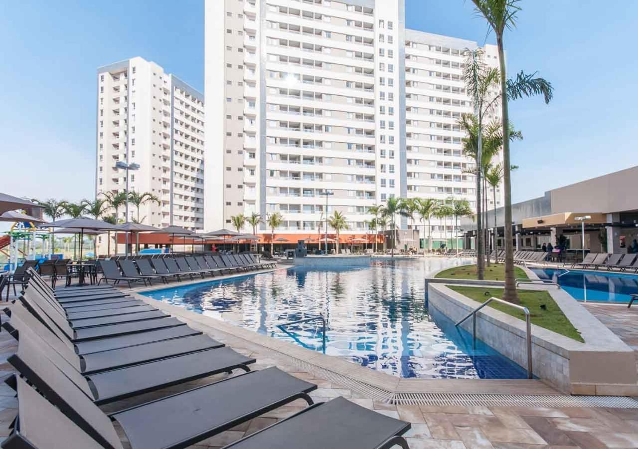 Enjoy Solar Das Aguas Park Resort Olimpia Luaran gambar The swimming pool at the hotel
